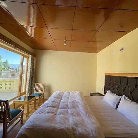 Hinjuma Guest House Leh Exterior photo